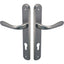 MANIGLIA GOCCIA CROMO PLACCA FORO SAGOMATO ZAMA CROMO SATINATA Q8 I.MM 90 CF=PZ 2