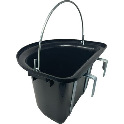 MANGIATOIA CAVALLI STACCIONATA PESANTE PLASTICA/METALLO CM 39X36 H.CM 26 Immagine principale del prodotto