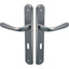 MANIGLIA GOCCIA CROMO PLACCA FORO PATENT ZAMA CROMO SATINATA Q8 I.MM 70 CF=PZ 2