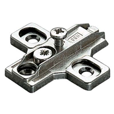 BASETTA CERNIERA INCASSO B2R3E SALICE ZAMA NICH REGISTRABILE H.MM 0 MM 37X32 Immagine principale del prodotto