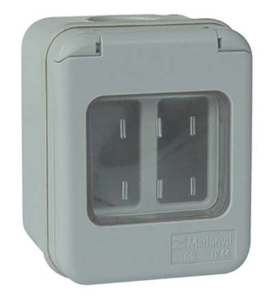 INVOLUCRO A PARETE + PORTELLA IP44 MARLANVIL POSTI 2 MM 66X82 H.MM 57 X VENUS Immagine principale del prodotto