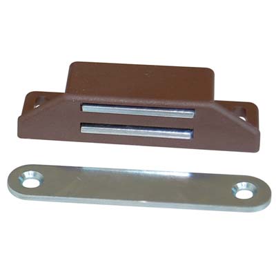 CRICCHETTO MAGNETICO SPORTELLI 658 MM 65X19 H.MM 15 KG 8 + INCONTRO MARRONE